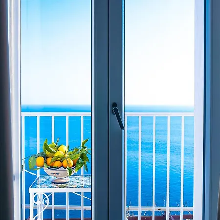 - Maison Nyaraló